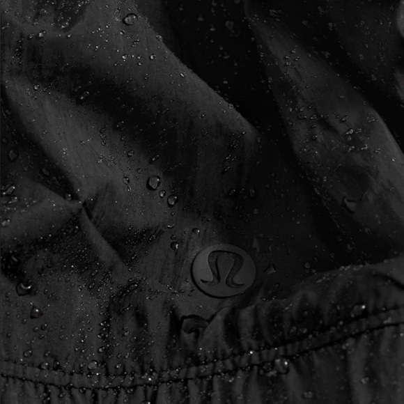 Lululemon Bombs Away Jacket Black Medium Olive Dark Olive Size 8 Reversible - Picture 5 of 16